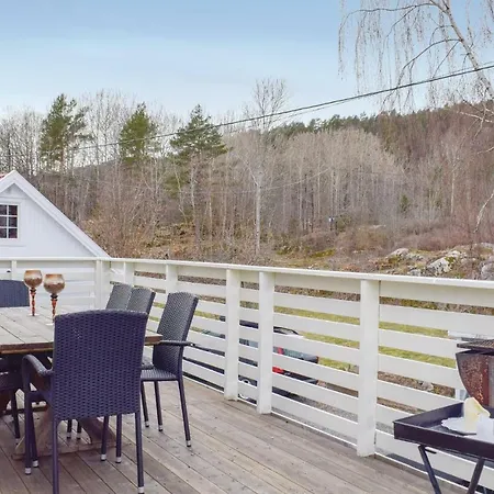 Four Bedroom Holiday In