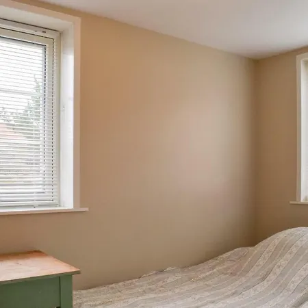 Four Bedroom Holiday In 펜션 트베데스트란
