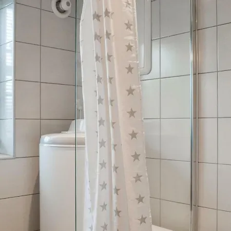 Four Bedroom Holiday In 펜션 *